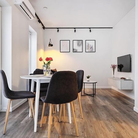 Owls Hill Apartment Kaunas Exterior foto